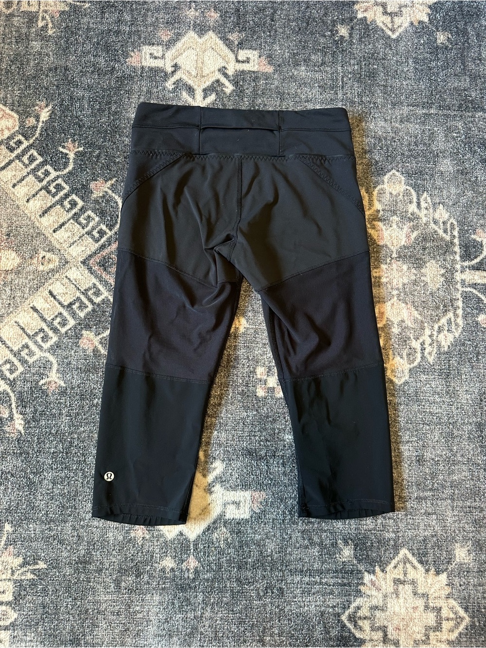lululemon athletica Black Cropped Women's Leggings